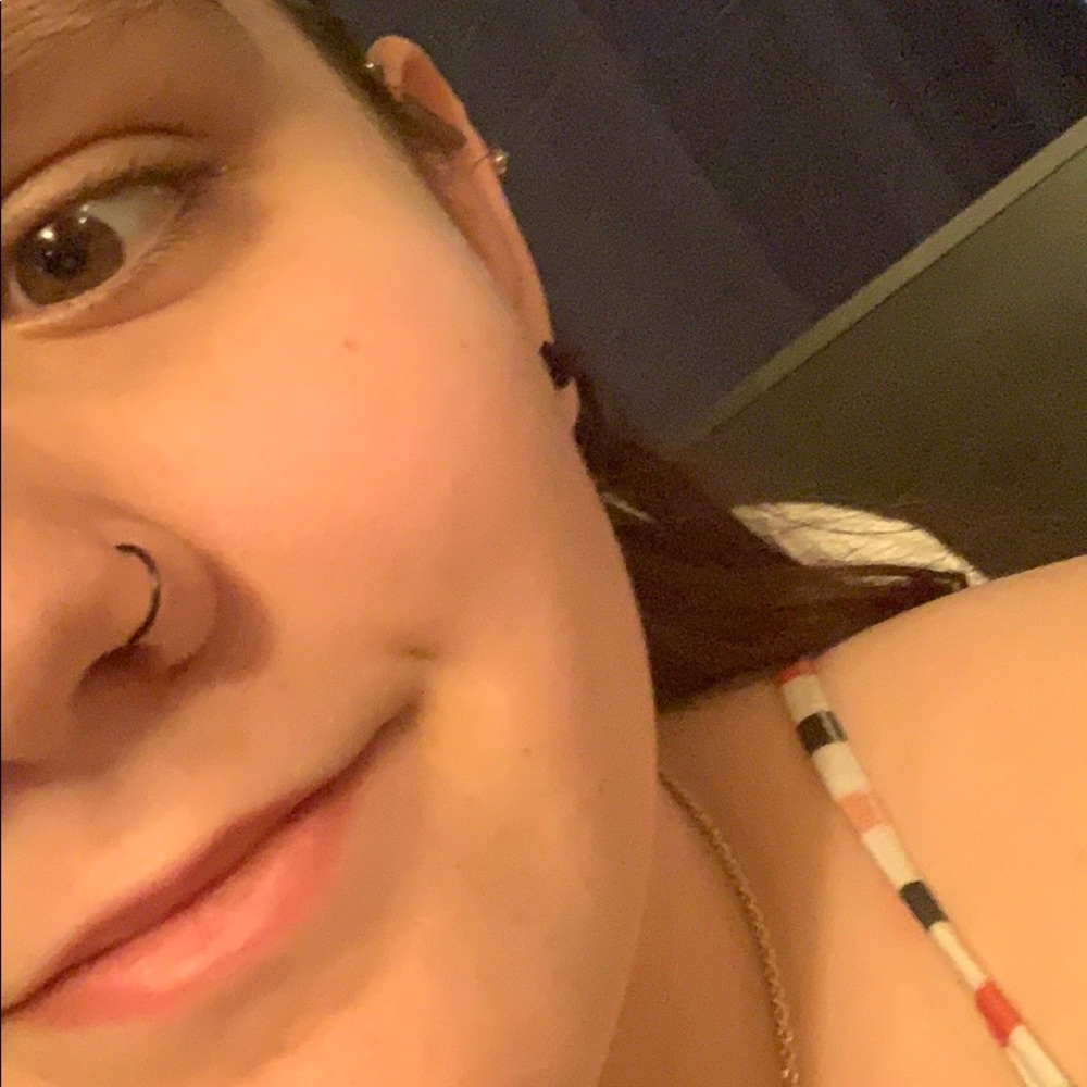 Meet your Posher, Molly